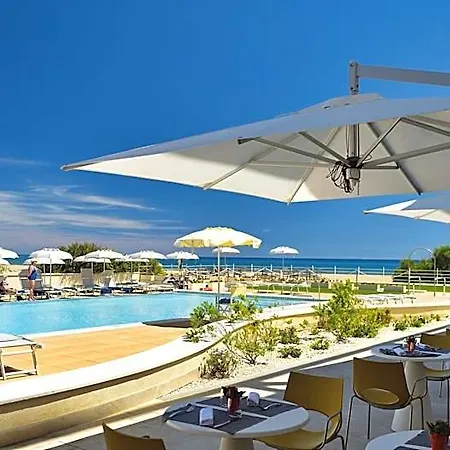 Hotel Club Torre Salinas 4*