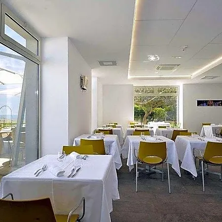 Club Torre Salinas 4*